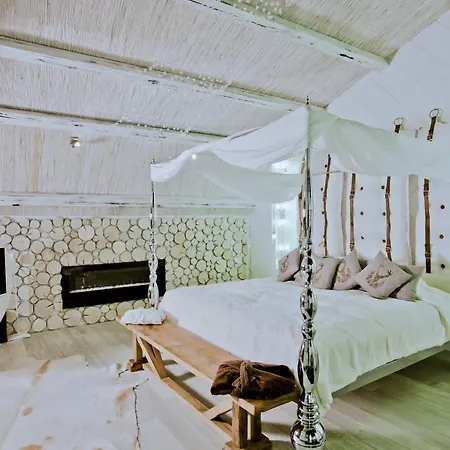 Отель Royal Castle Design & Елените
