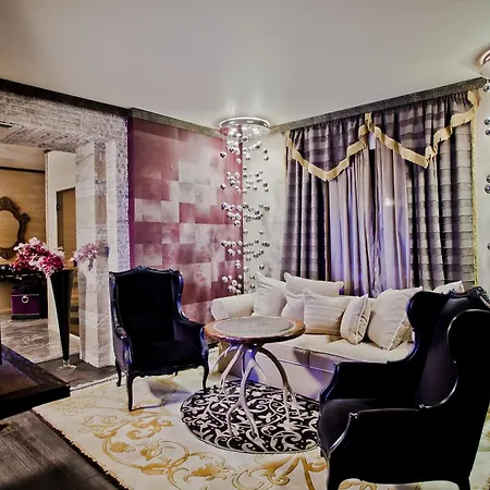 Отель Royal Castle Design & Елените