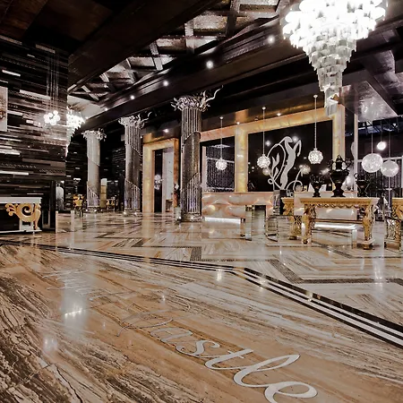 Royal Castle Design & 埃勒尼特