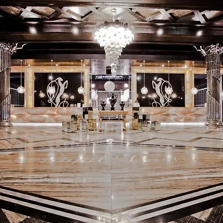 Royal Castle Design & 酒店 埃勒尼特