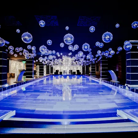 Royal Castle Design & 酒店 5*