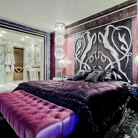 Royal Castle Design & 酒店
