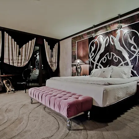 酒店 Royal Castle Design &